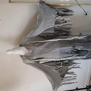 Ghost or Ghoul Costume Hoodes Robe for Halloween Party white makeup included